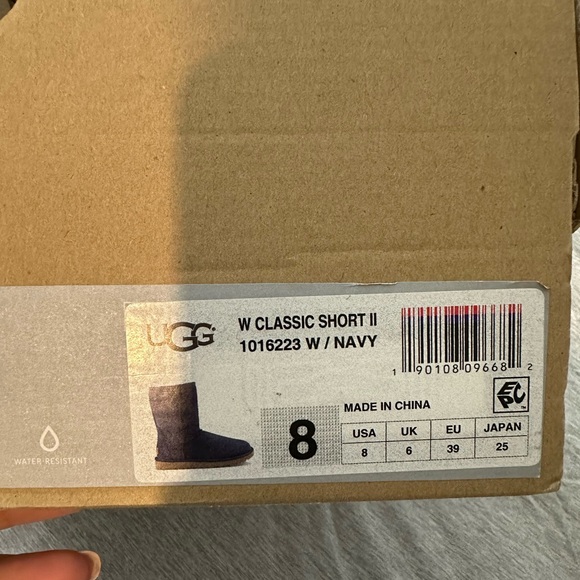 Navy Ugg Boots - Picture 6 of 6